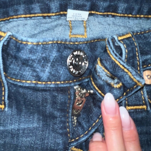 AUTHENTIC TRUE RELIGION JEANS, SIZE 26, LIKE NEW - Picture 6 of 6